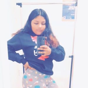 Meet your Posher, Stephany